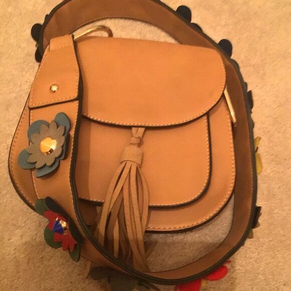 Saddle Bag Crossbody with Flower Designs on Strap - Picture 1 of 7